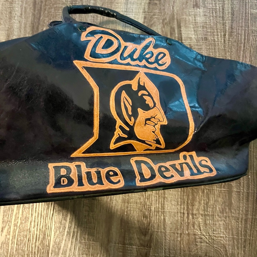 Two Duke purses - Picture 8 of 9